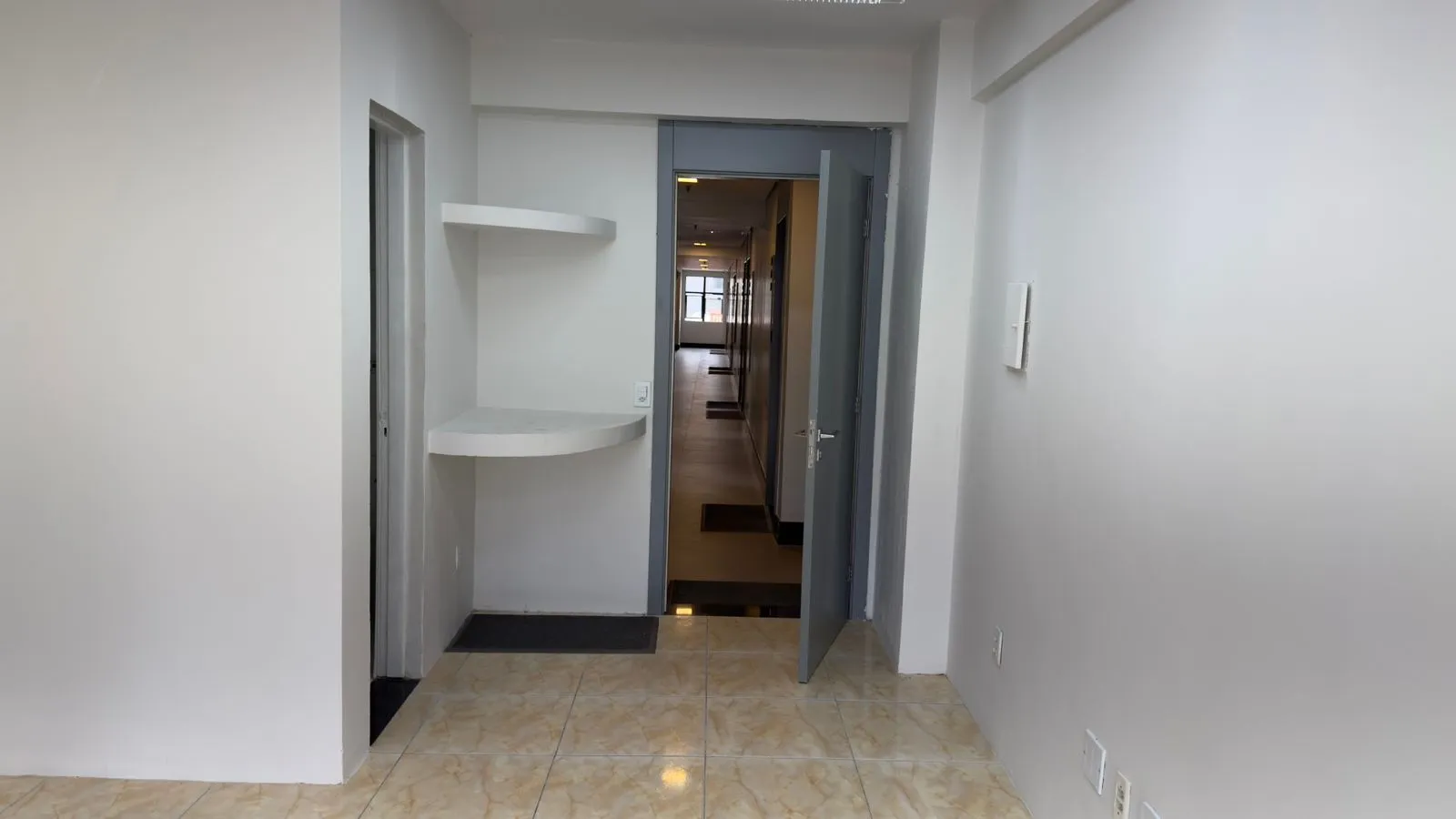 Sala de arquivo e armários