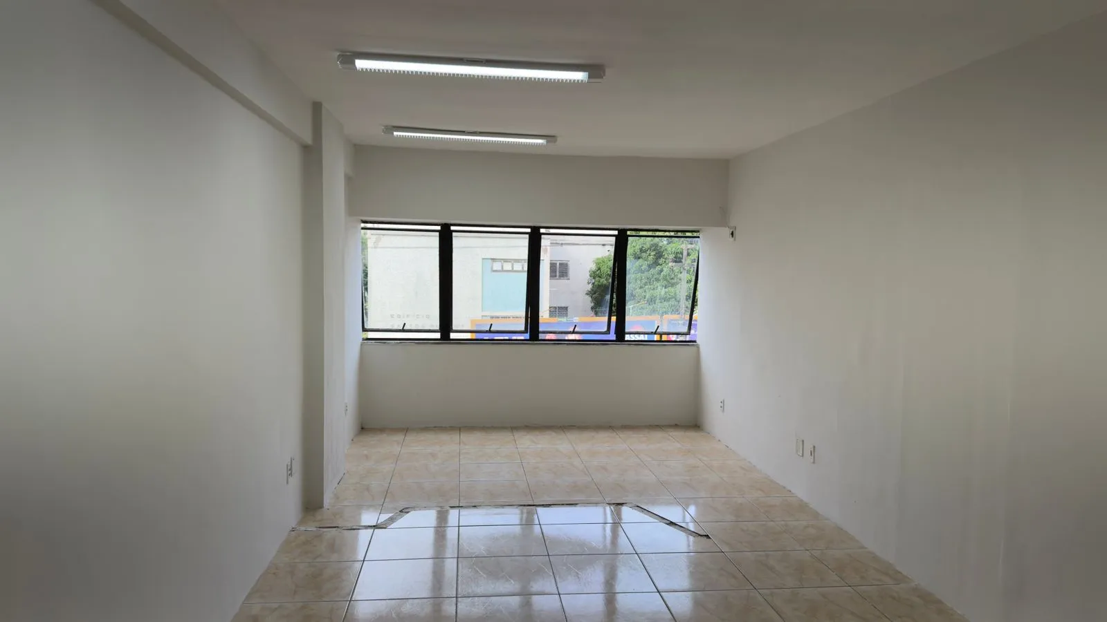 Sala privativa disponível